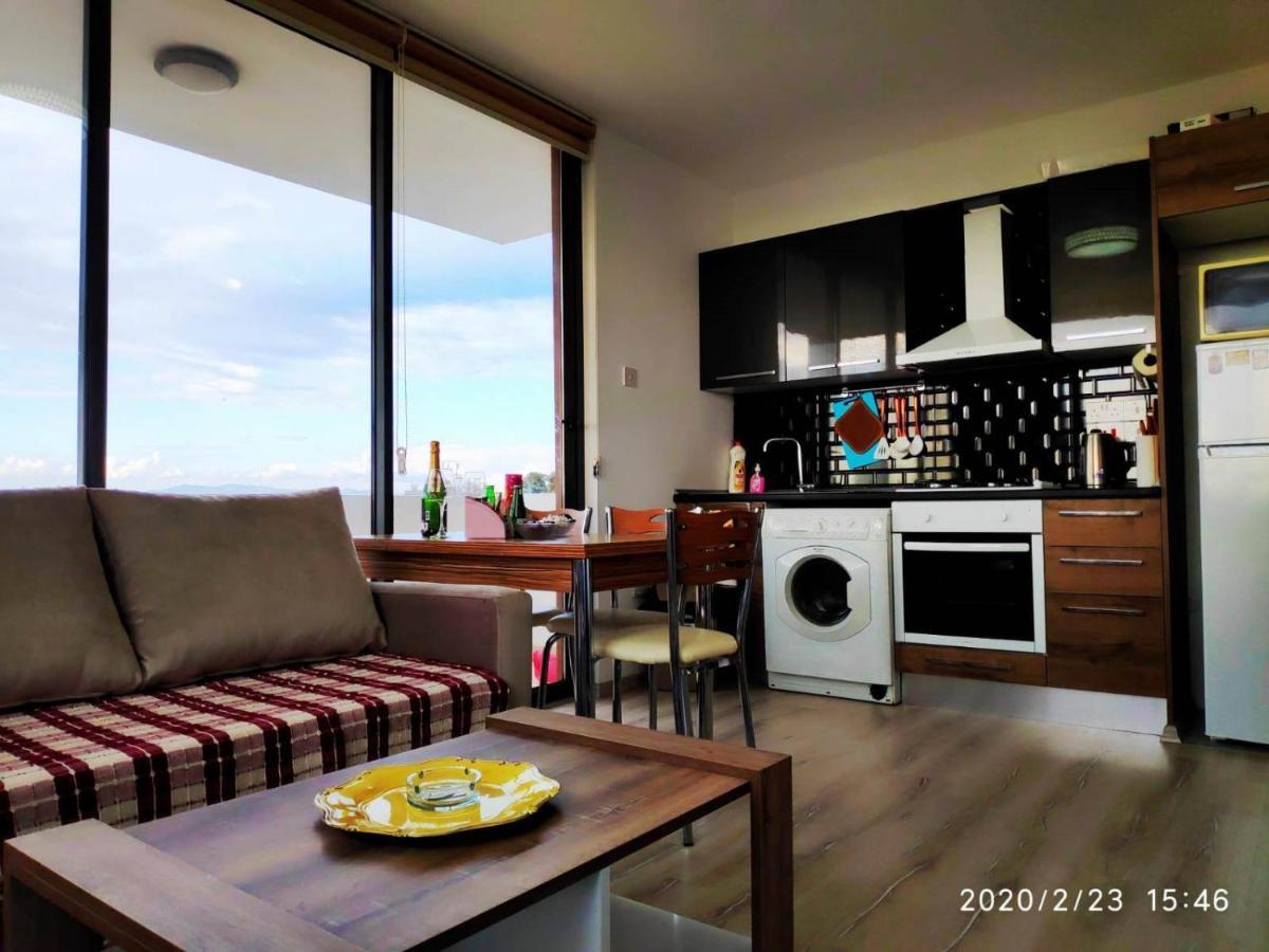 Uptown Holiday App & Pool Daily Rental Contactless Check In & Check Out Famagusta  Eksteriør billede