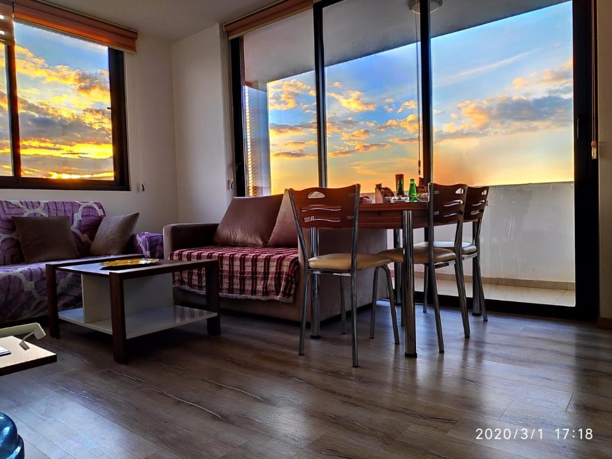 Uptown Holiday App & Pool Daily Rental Contactless Check In & Check Out Famagusta  Eksteriør billede
