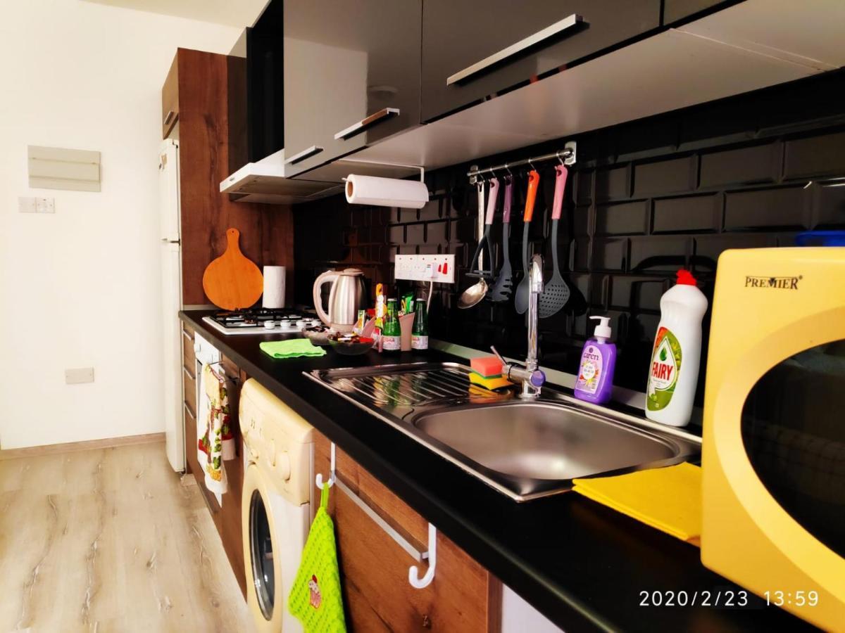 Uptown Holiday App & Pool Daily Rental Contactless Check In & Check Out Famagusta  Eksteriør billede